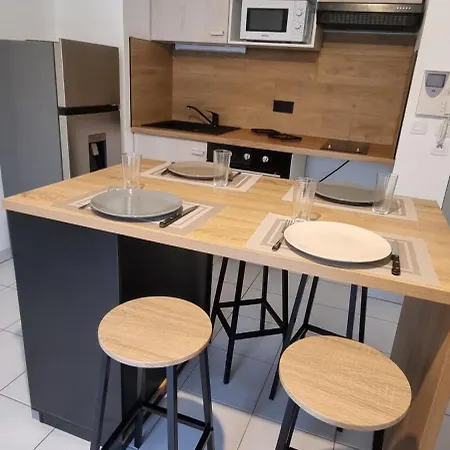 - Emplacement Ideal Pessac